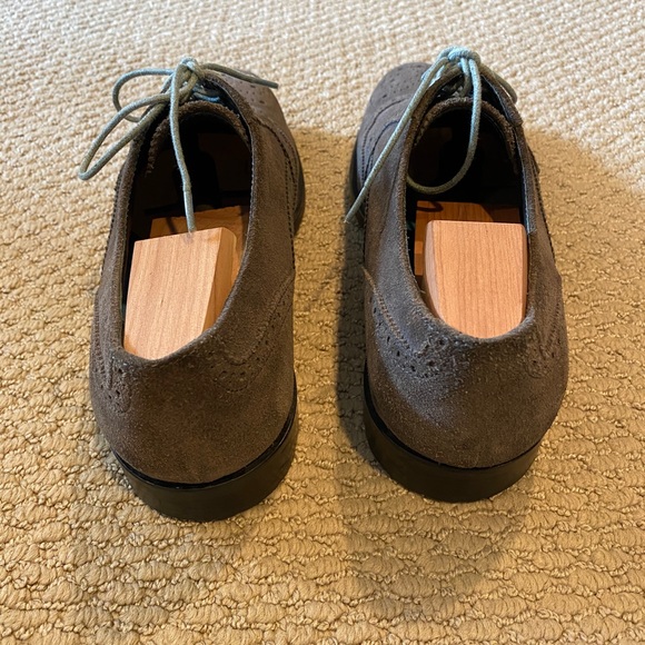 Hugo Boss Men’s Grey Suede Wingtips US Size 10 - Picture 6 of 10